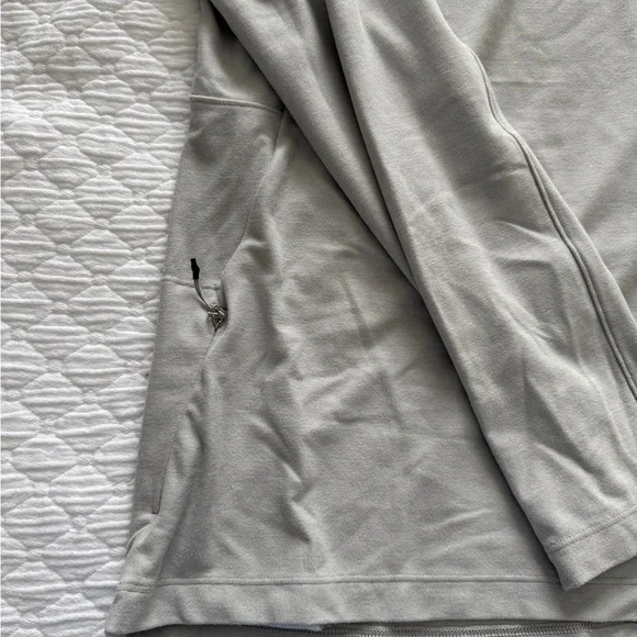 Lululemon Surge Warm Reflective 1/2 Zip - Picture 4 of 5